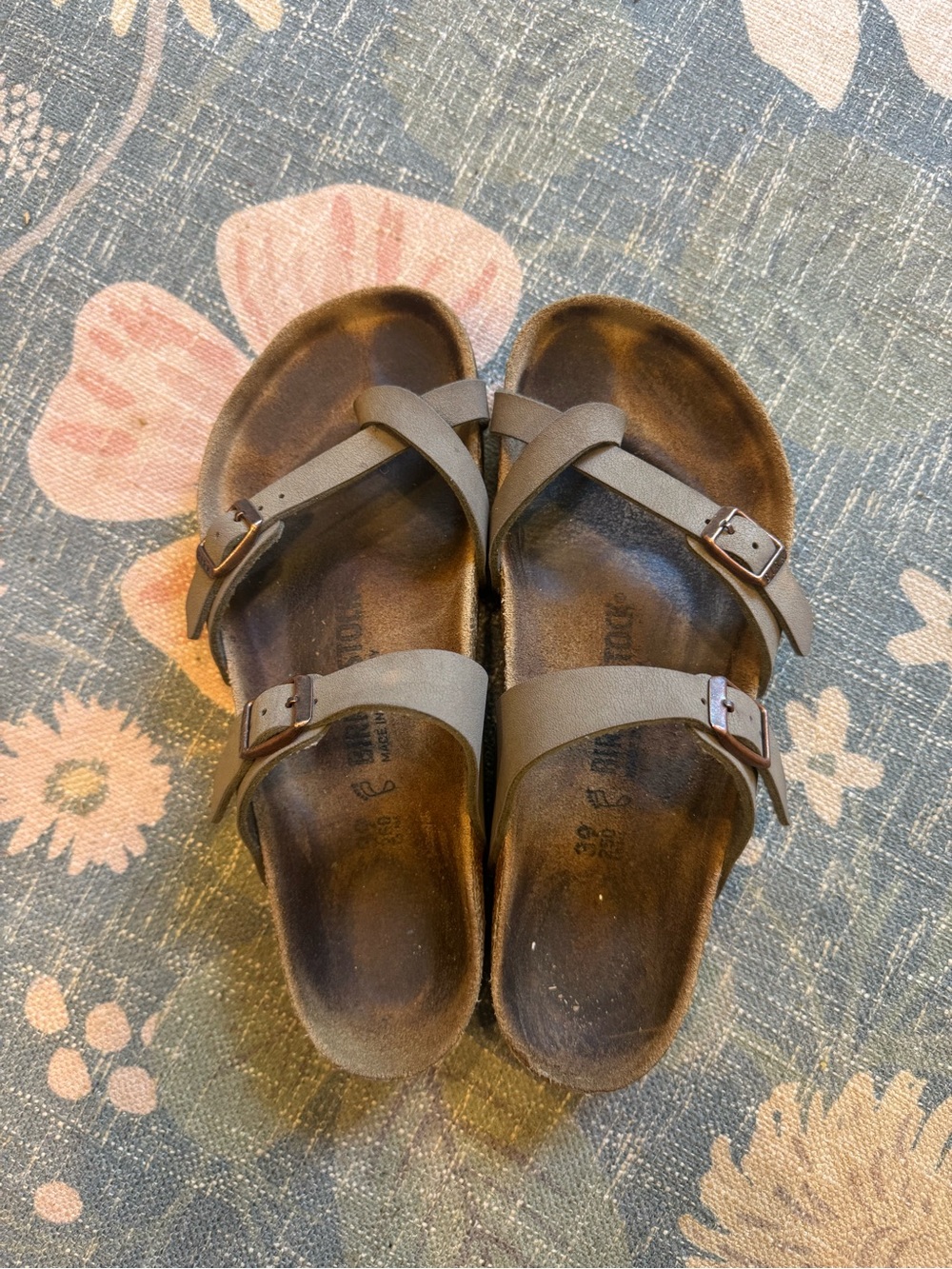 Birkenstock Mayari sandals